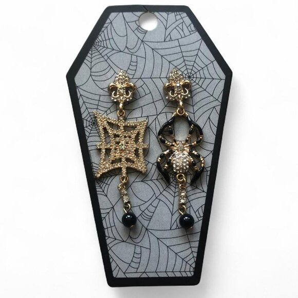 Retro Spiderweb Earrings - Picture 1 of 3